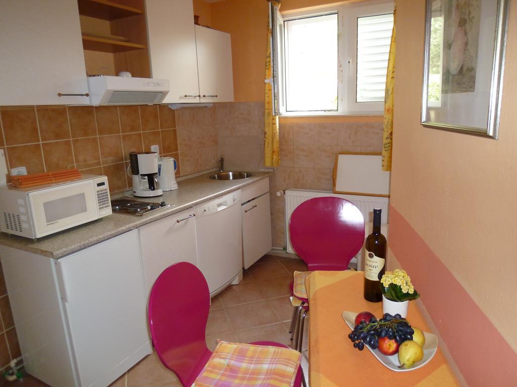 אורביץ Apartments Helena מראה חיצוני תמונה